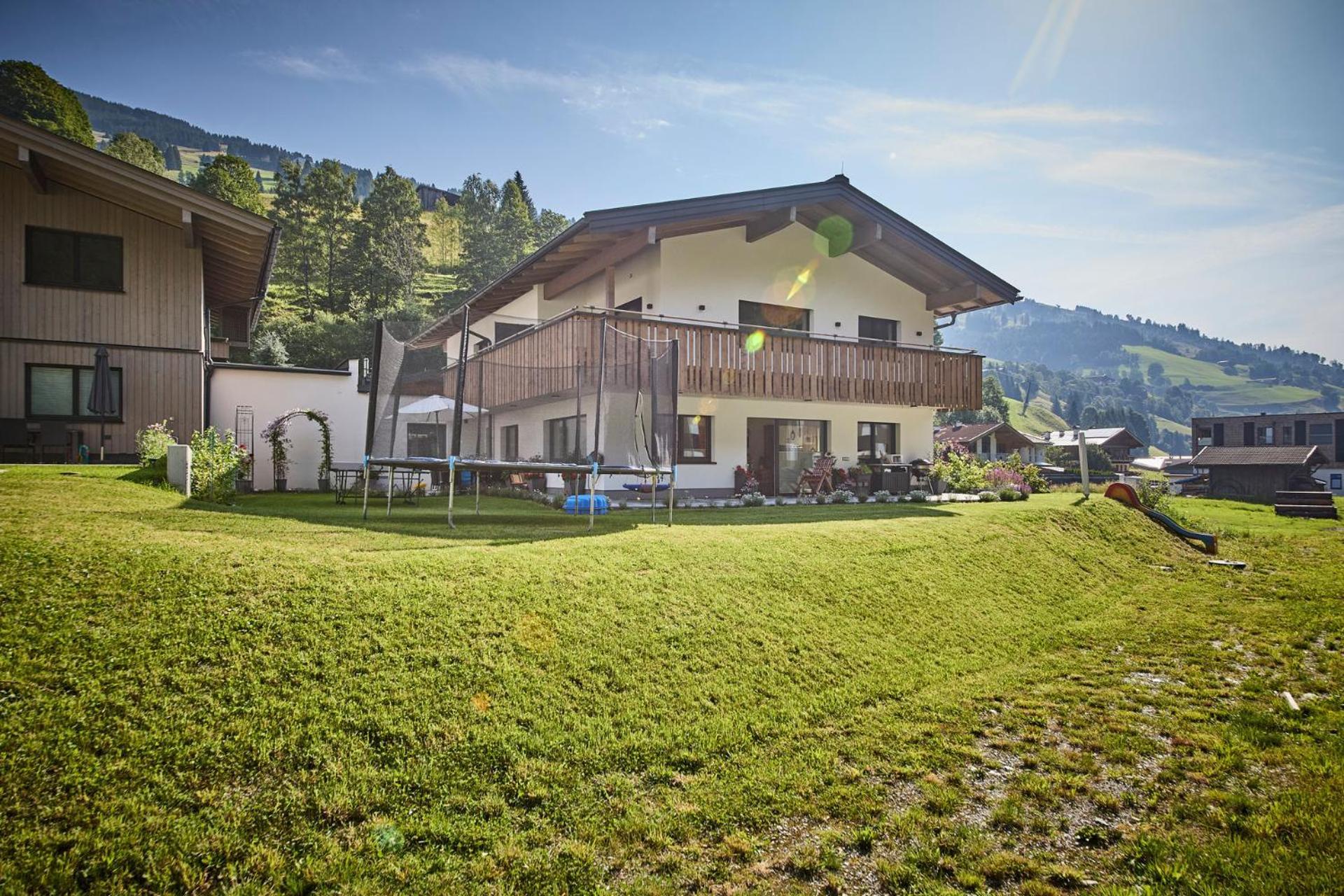 Haus Joan - Apartments ซาลบาคฮินเทอร์เกลมม์ ภายนอก รูปภาพ